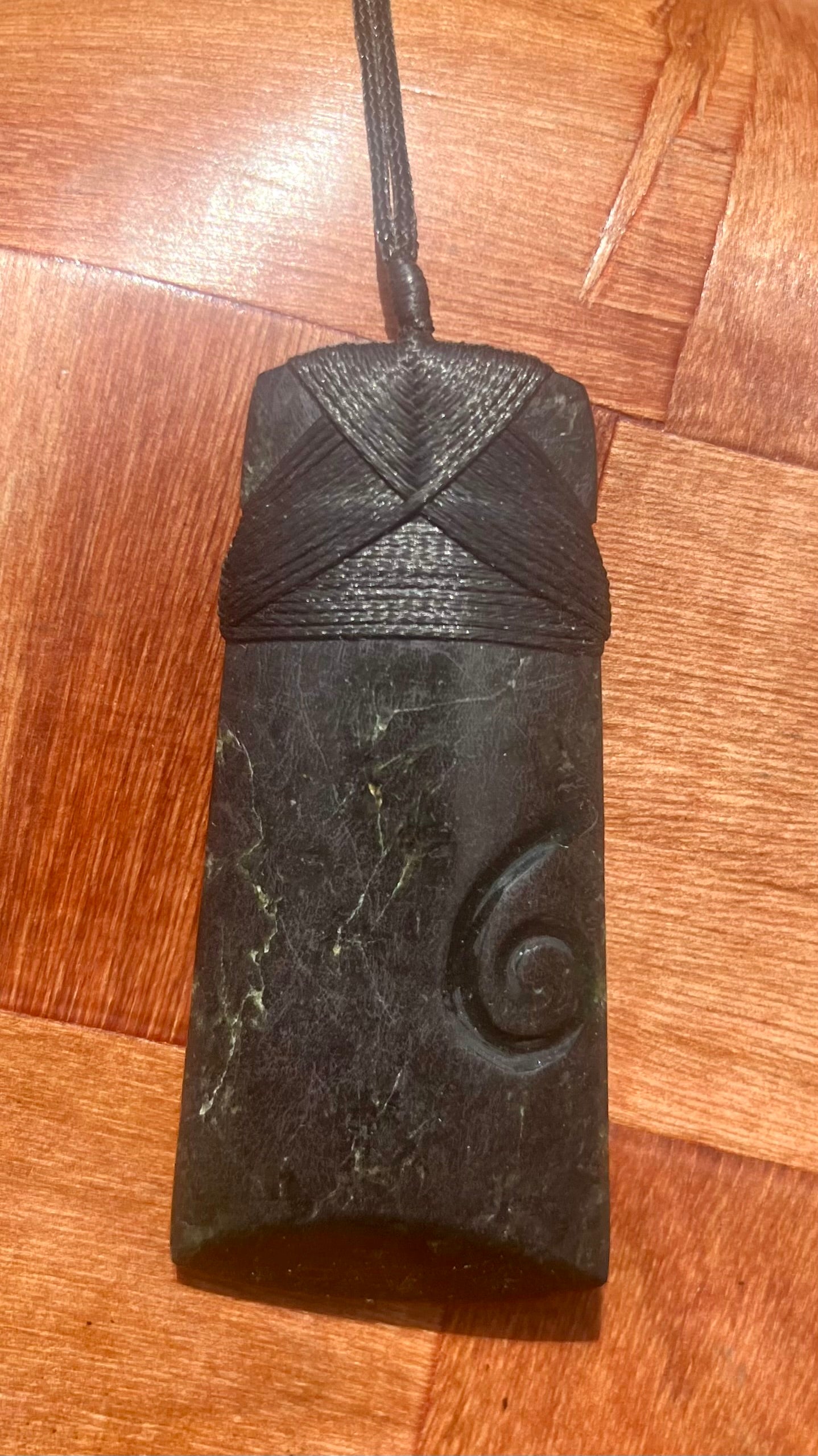 Medium Pounamu Toki